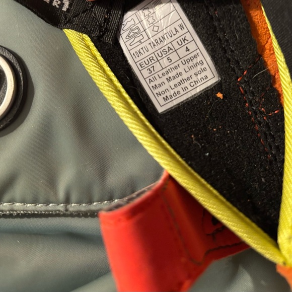 La Sportiva Womens Tarantula All-Around Rock Climbing Shoe - Picture 4 of 4